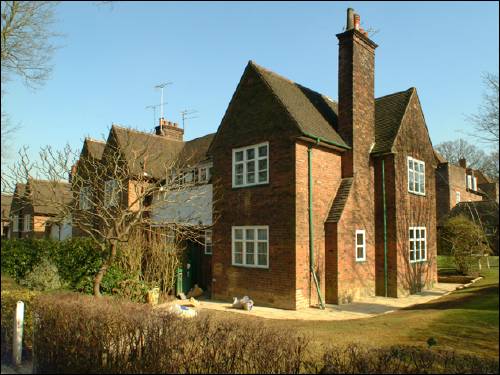 086 Erskine Hill